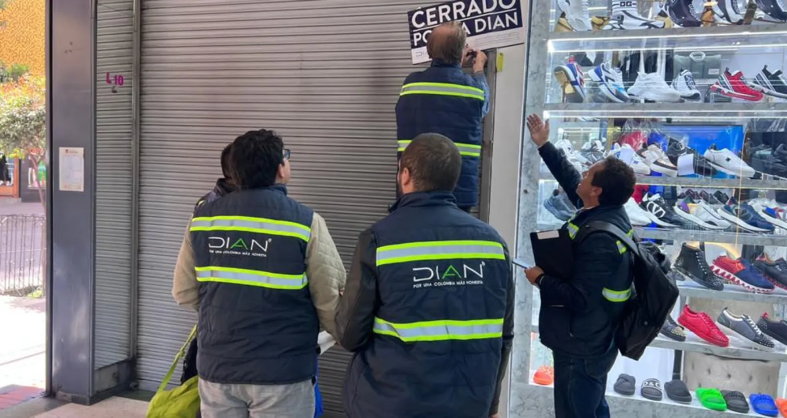 DIAN cerró 19 comercios en la capital