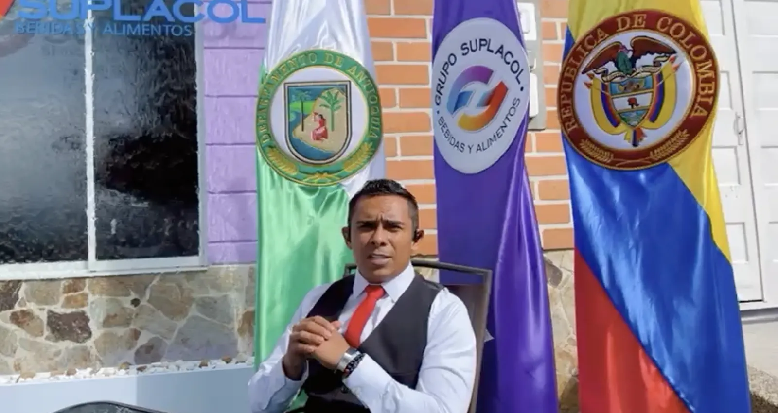Cristian Murillo Villegas, Gerente General de Suplacol. 