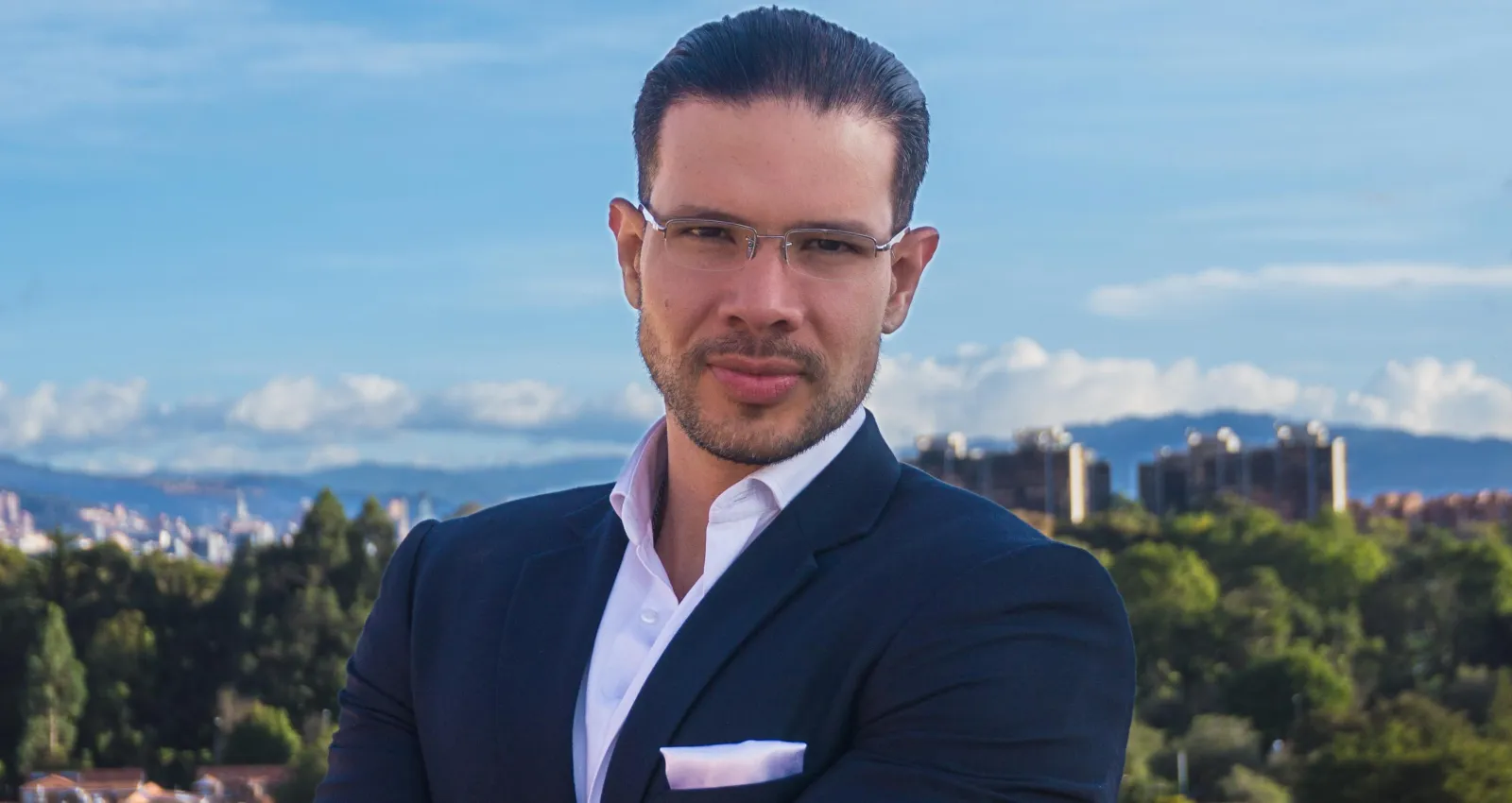 hombre con terno