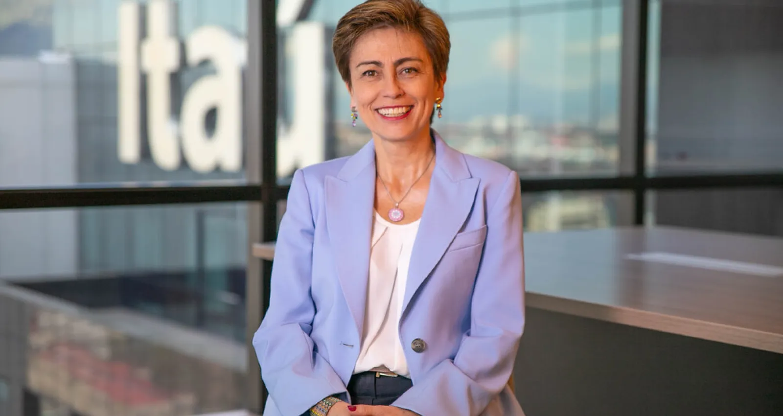 Foto de Dolly Murcia, la mejor abogada de Colombia