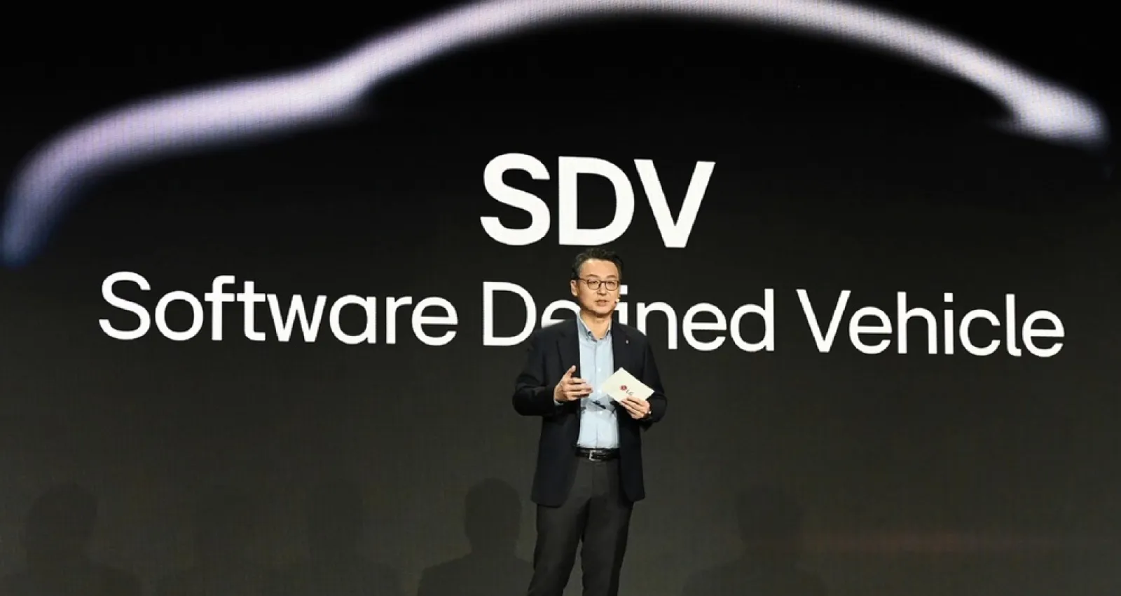 Foto de un dirigente de LG dando una conferencia
