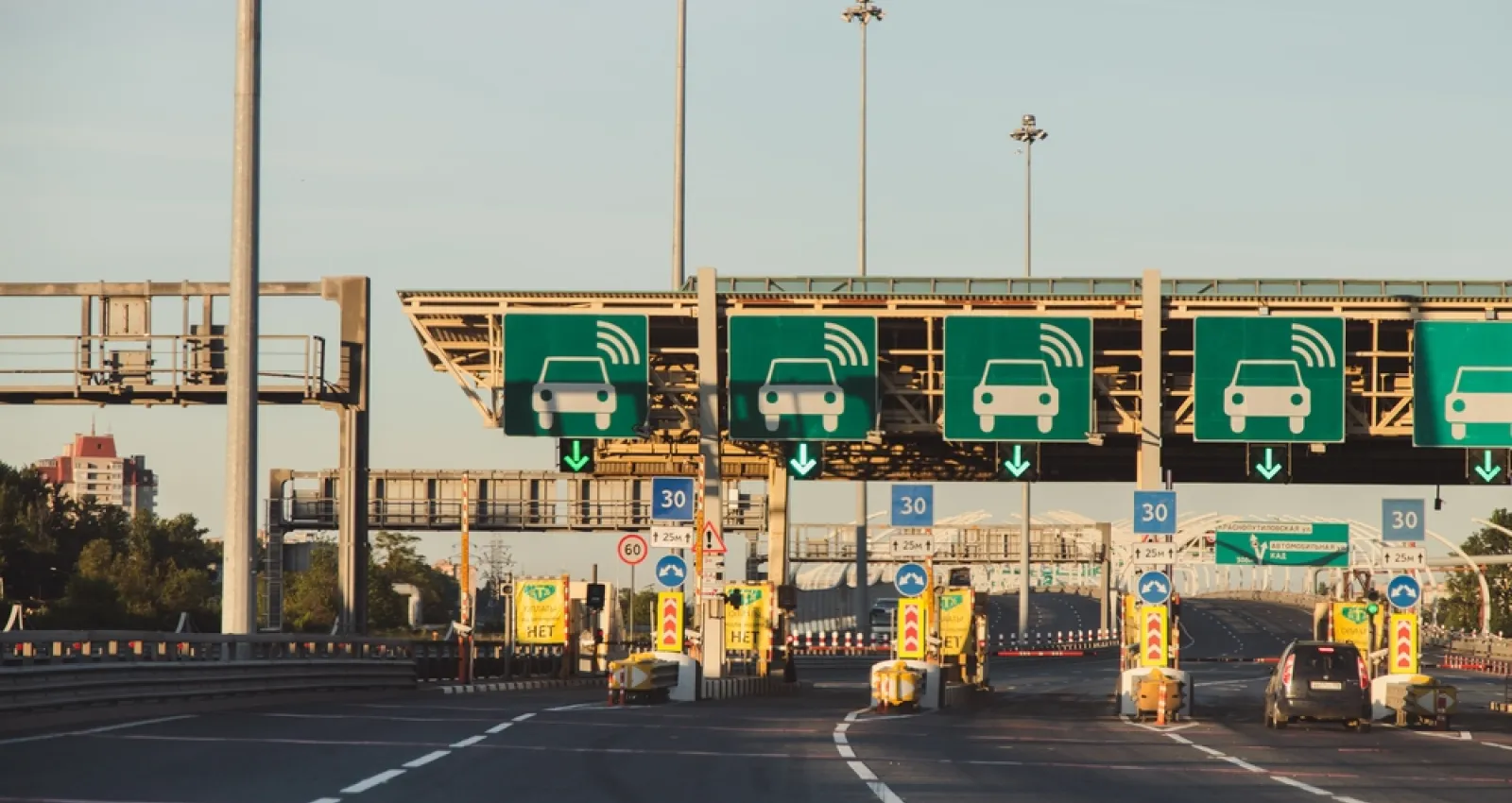 Foto de una autopista vacia
