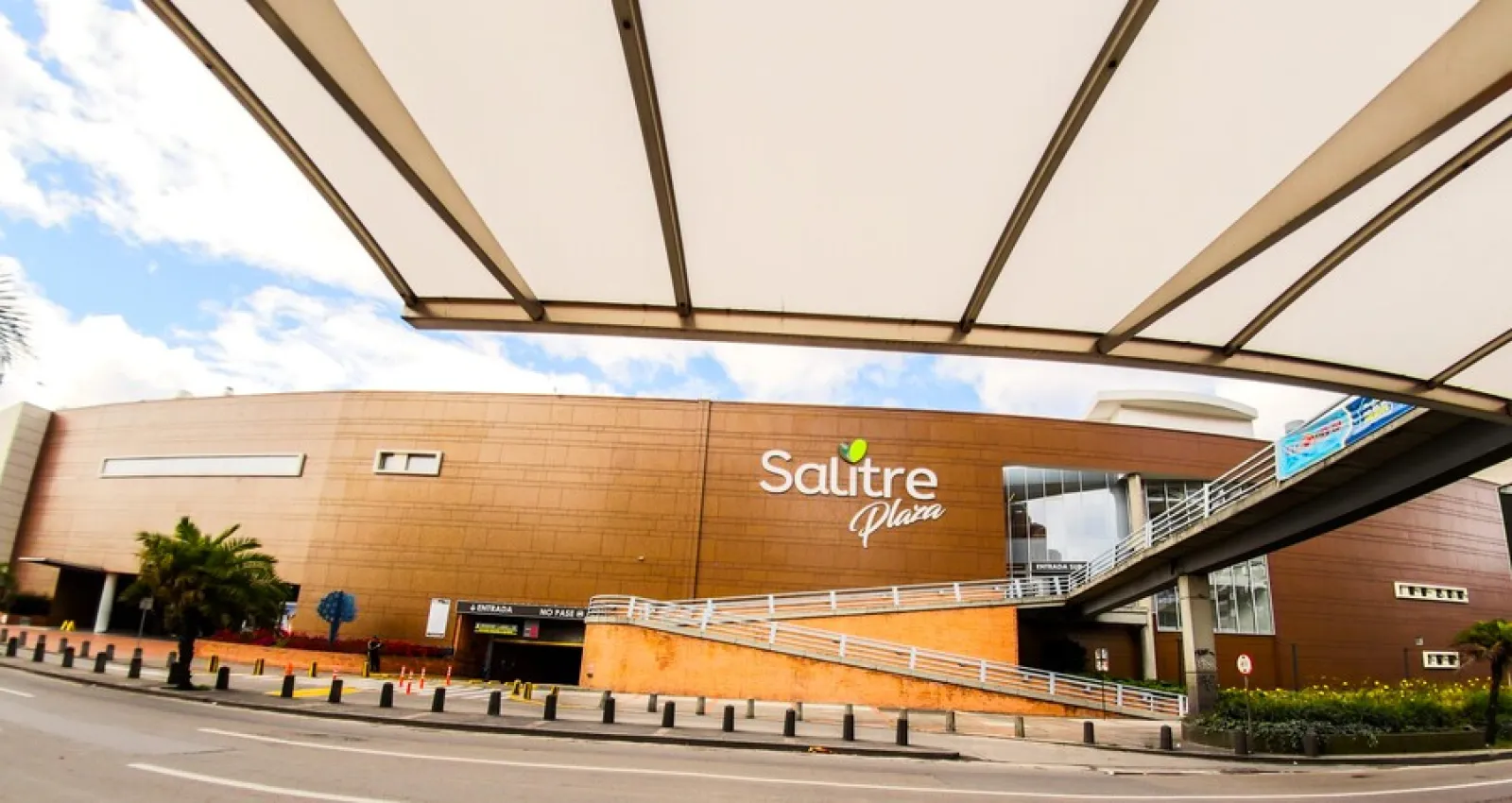 Foto del centro comercial Salitre Plaza
