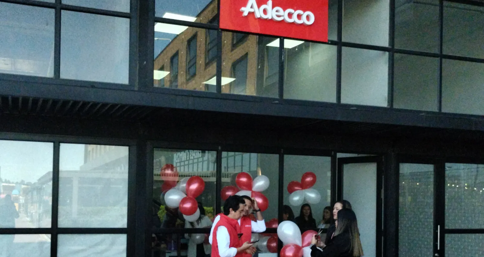 Sede de Adecco en occidente de Bogotá