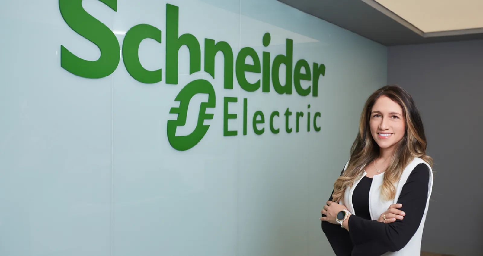 Lina Bernal, directora de Secure Power de Schneider Electric para el Clúster Andino 1