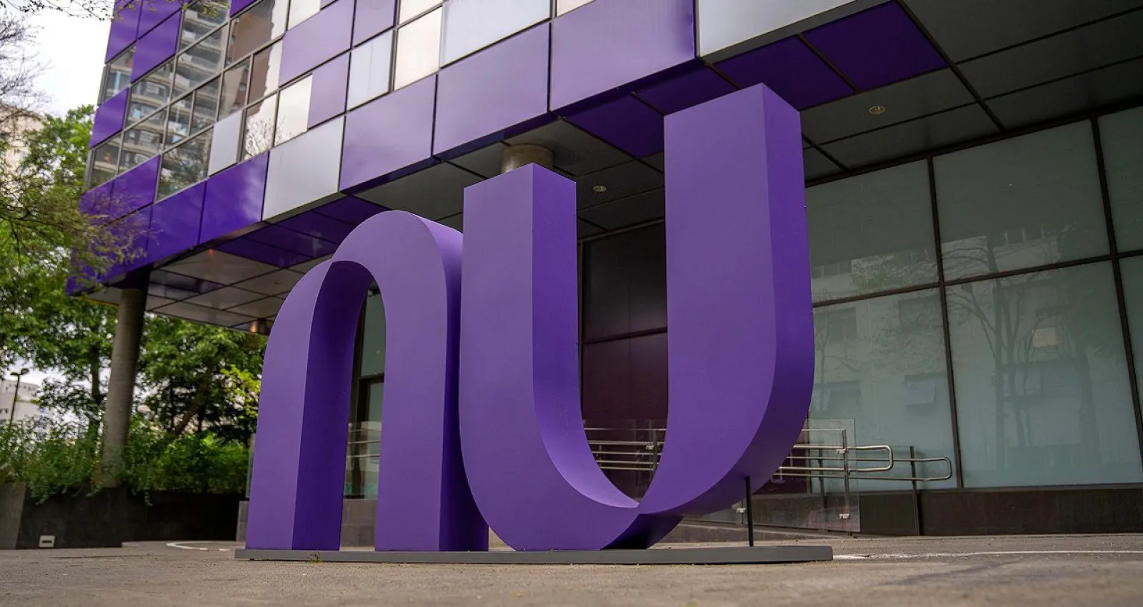 Nubank en Colombia recibe préstamo