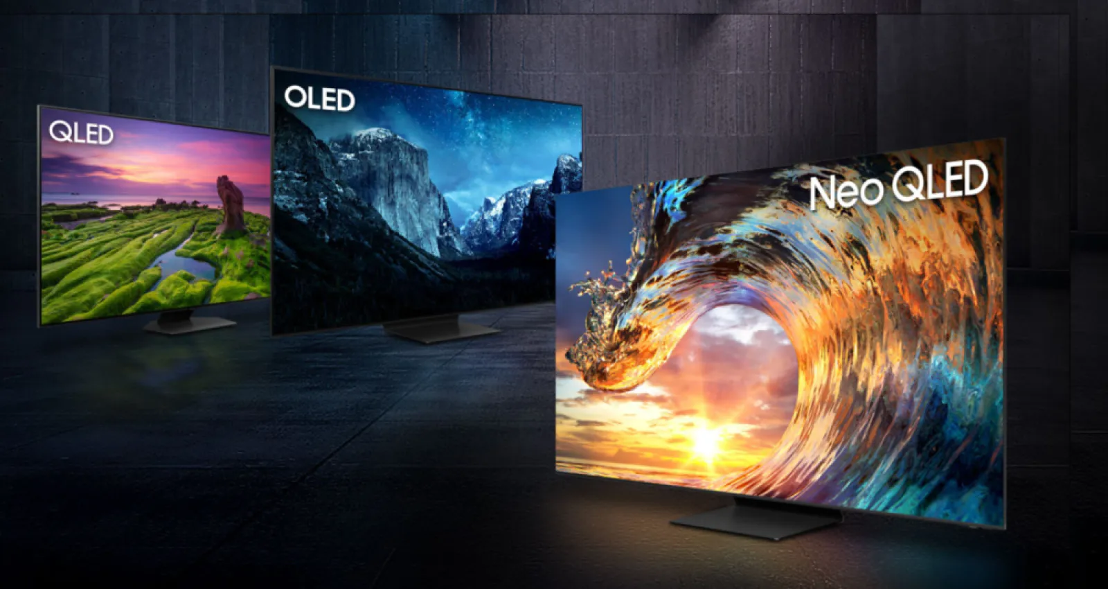 foto de tres televisores de samsung