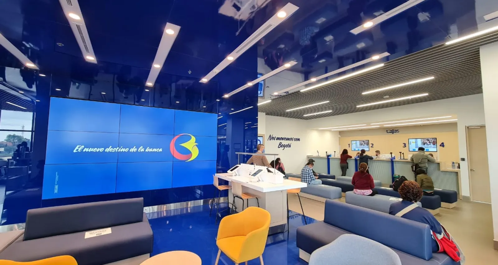 unas oficinas de un banco