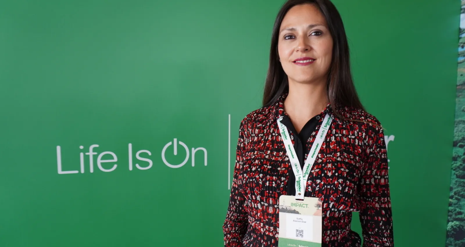 Soffia Alarcón, directora asociada de sostenibilidad para las Américas de Schneider Electric.