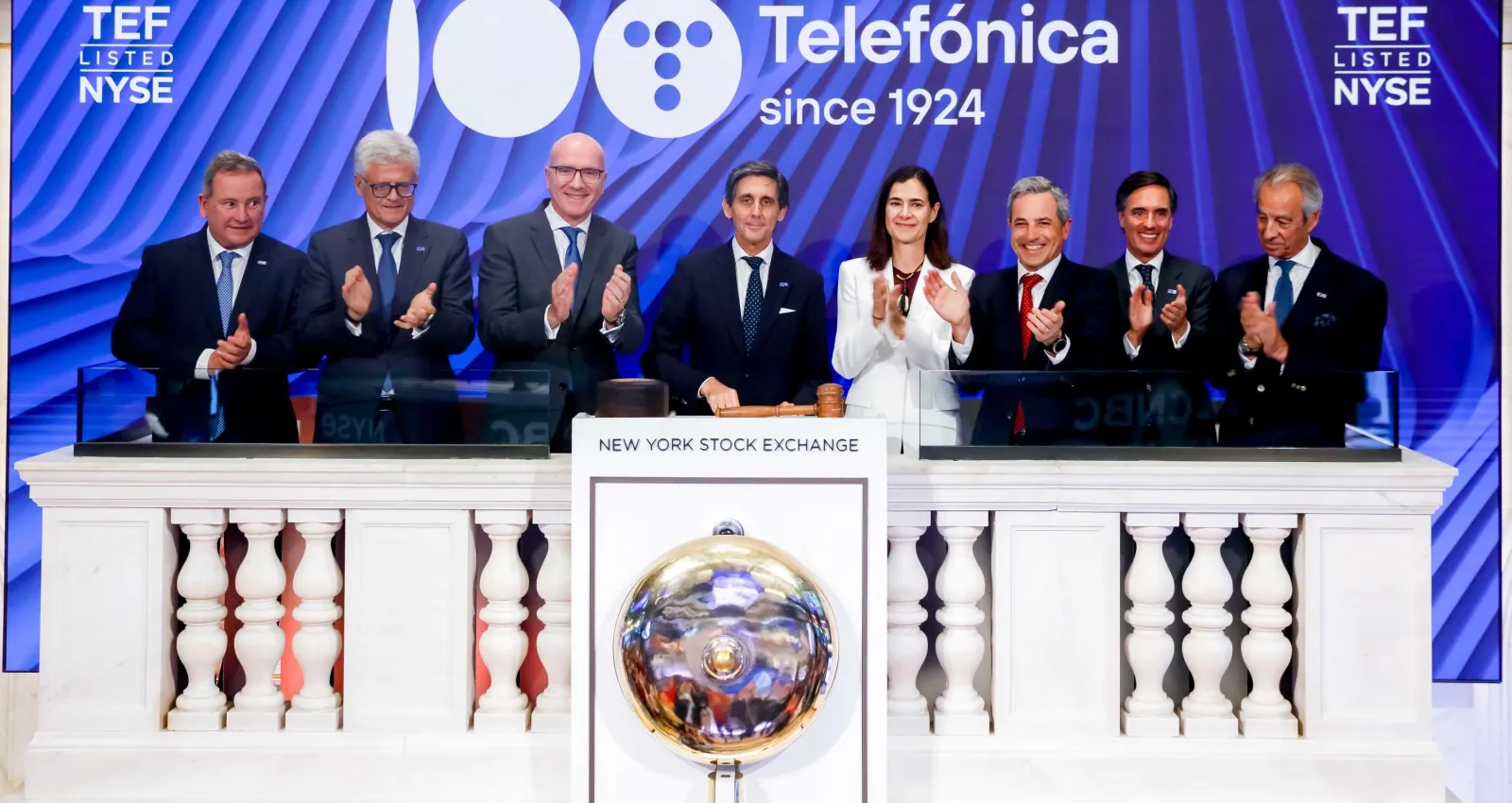 Telefónica al tocar la campana en NYSE