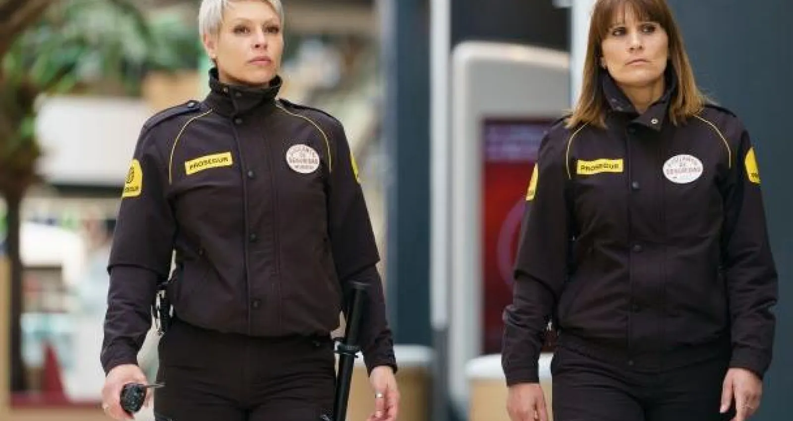 Foto de mujeres que laboran en empresa Prosegur