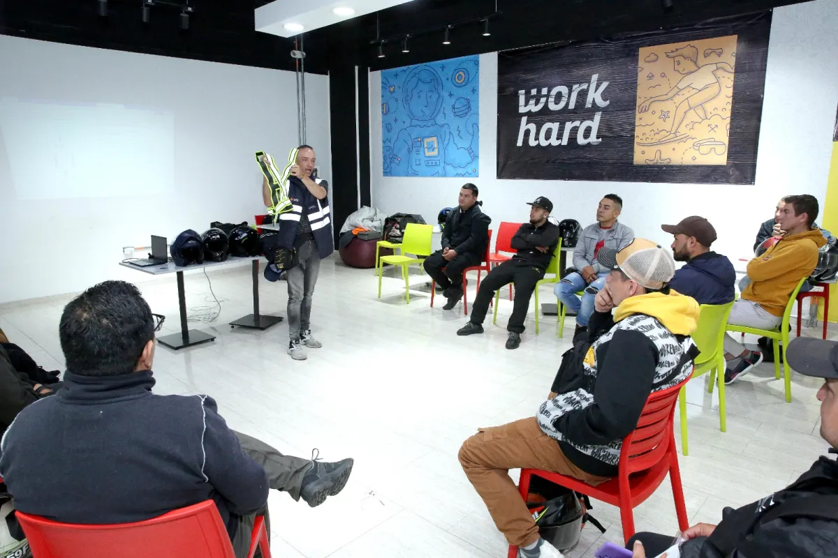 charla de equipo de delivery