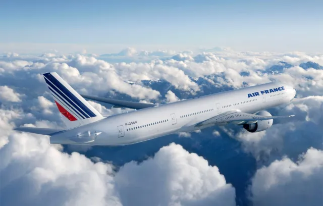 Para responder a la alta demanda del mercado, la aerolínea incrementará su oferta de sillas en un 16% operando su vuelo diario París-Bogotá en un Airbus A350 desde el 26 de marzo,
