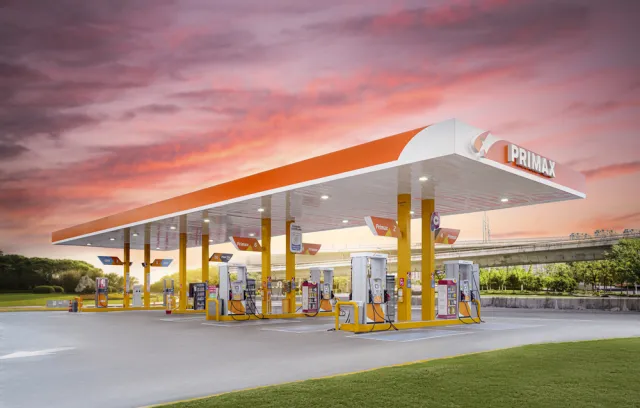 Foto de una estación de gasolina primax