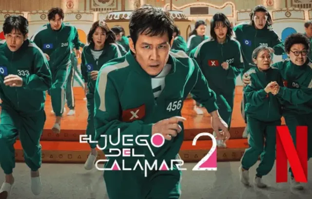 Foto de varias personas corriendo hacía la cámara