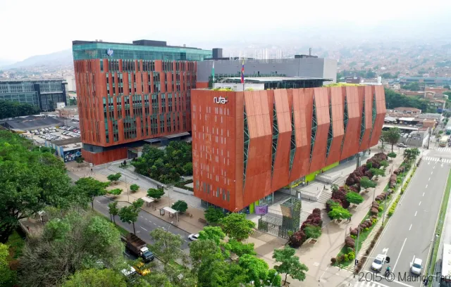 Foto de edificio Ruta N