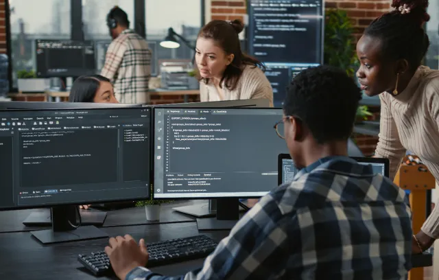 Inteligencia Artificial de Microsoft y Mitral AI