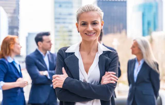 mujeres se destacan en Colombia en roles de liderazgo