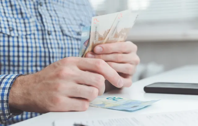 conozca los detalles del pago obligatorio de la prima de servicios