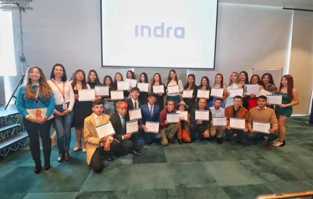 Foto de graduados en ciberseguridad de la Fundación Minsait en Nariño