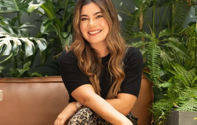 Lorena León
