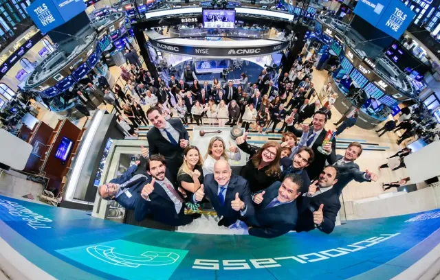 Tecnoglass vuelve a aumentar el valor de sus acciones