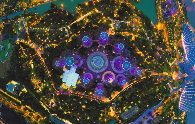 Foto tomada con un dron sobre un espacio verde