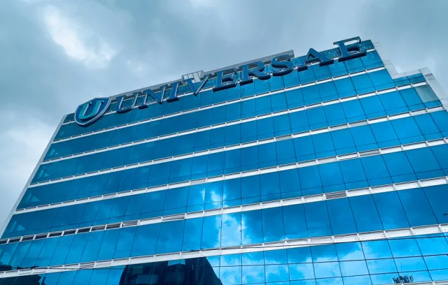 edificio de universae